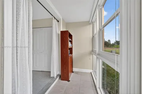 8851 Sunrise Lakes Boulevard Sunrise FL 33322