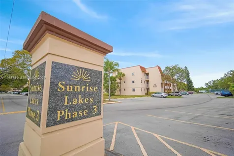 8851 Sunrise Lakes Boulevard Sunrise FL 33322