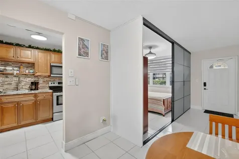 8851 Sunrise Lakes Boulevard Sunrise FL 33322