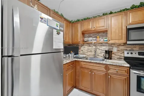 8851 Sunrise Lakes Boulevard Sunrise FL 33322