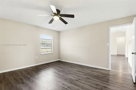 637 Mosquero Avenue Deltona FL 32738