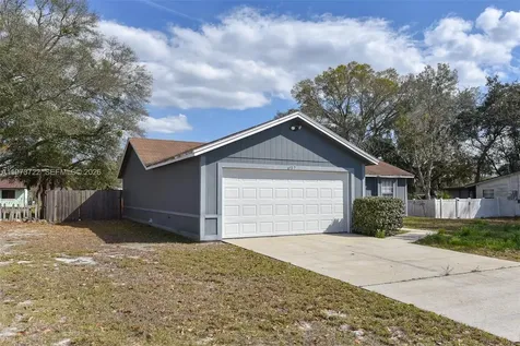 637 Mosquero Avenue Deltona FL 32738