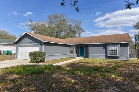 637 Mosquero Avenue Deltona FL 32738