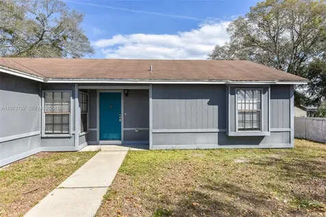 637 Mosquero Avenue Deltona FL 32738