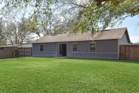 637 Mosquero Avenue Deltona FL 32738