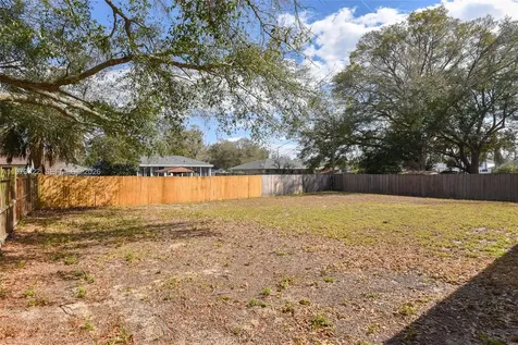 637 Mosquero Avenue Deltona FL 32738