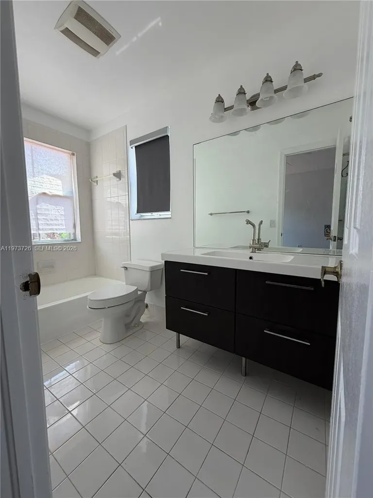 1534 Weeping Willow Way Hollywood FL 33019