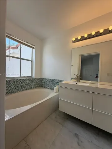 1534 Weeping Willow Way Hollywood FL 33019