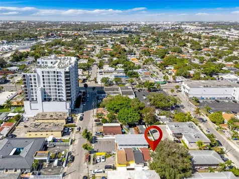 1613 NW 16th Street Miami FL 33125