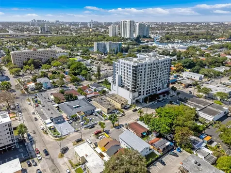 1613 NW 16th Street Miami FL 33125
