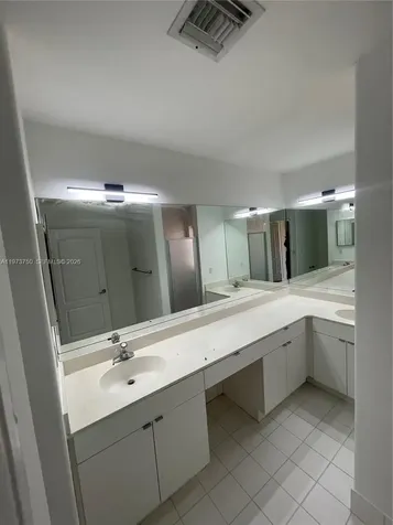 703 NE 195th Street Miami FL 33179