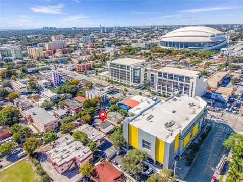 1143 NW 6th Street Miami FL 33136