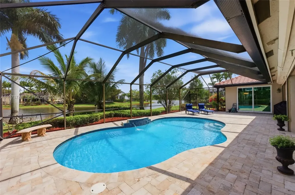 158 Dockside Circle Weston FL 33327