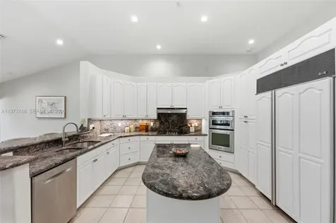 158 Dockside Circle Weston FL 33327