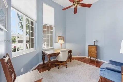 158 Dockside Circle Weston FL 33327
