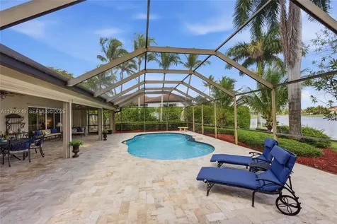 158 Dockside Circle Weston FL 33327