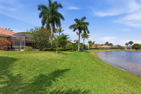 158 Dockside Circle Weston FL 33327