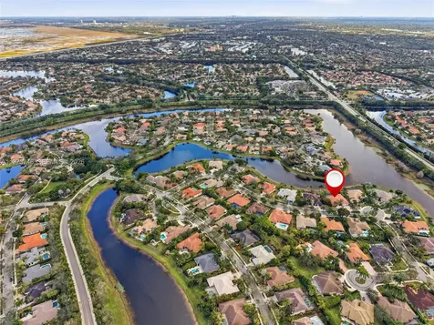 158 Dockside Circle Weston FL 33327