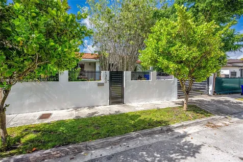 1360 SW 16th Street Miami FL 33145