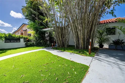 1360 SW 16th Street Miami FL 33145