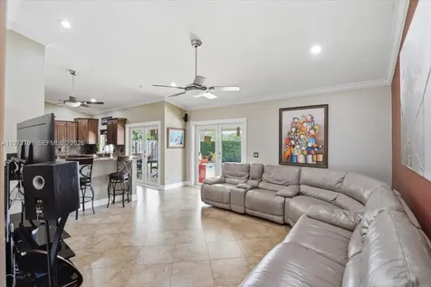 6520 Olde Moat Way Davie FL 33331