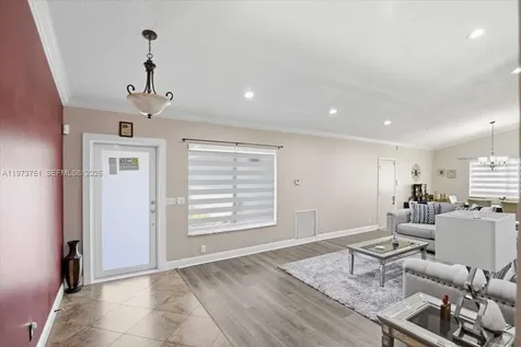 6520 Olde Moat Way Davie FL 33331