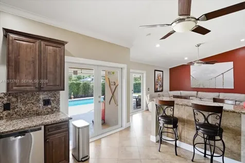6520 Olde Moat Way Davie FL 33331