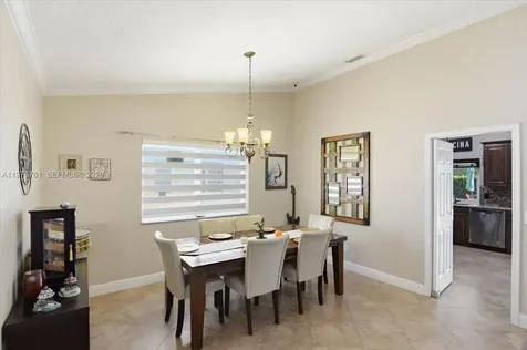 6520 Olde Moat Way Davie FL 33331