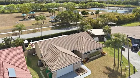6520 Olde Moat Way Davie FL 33331