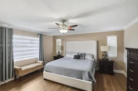 6520 Olde Moat Way Davie FL 33331