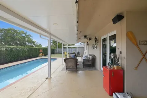 6520 Olde Moat Way Davie FL 33331