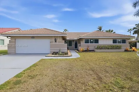6520 Olde Moat Way Davie FL 33331