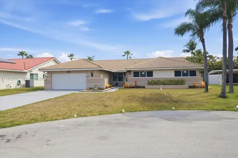 6520 Olde Moat Way Davie FL 33331