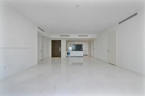 300 Biscayne Boulevard Way Miami FL 33131