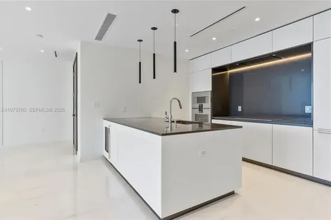 300 Biscayne Boulevard Way Miami FL 33131