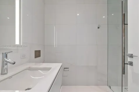 300 Biscayne Boulevard Way Miami FL 33131