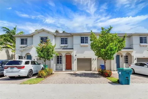 1363 NW 208th Terrace Miami Gardens FL 33169