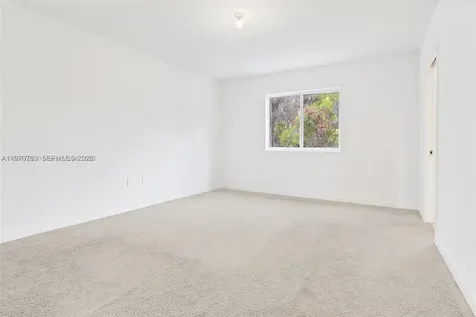 1363 NW 208th Terrace Miami Gardens FL 33169