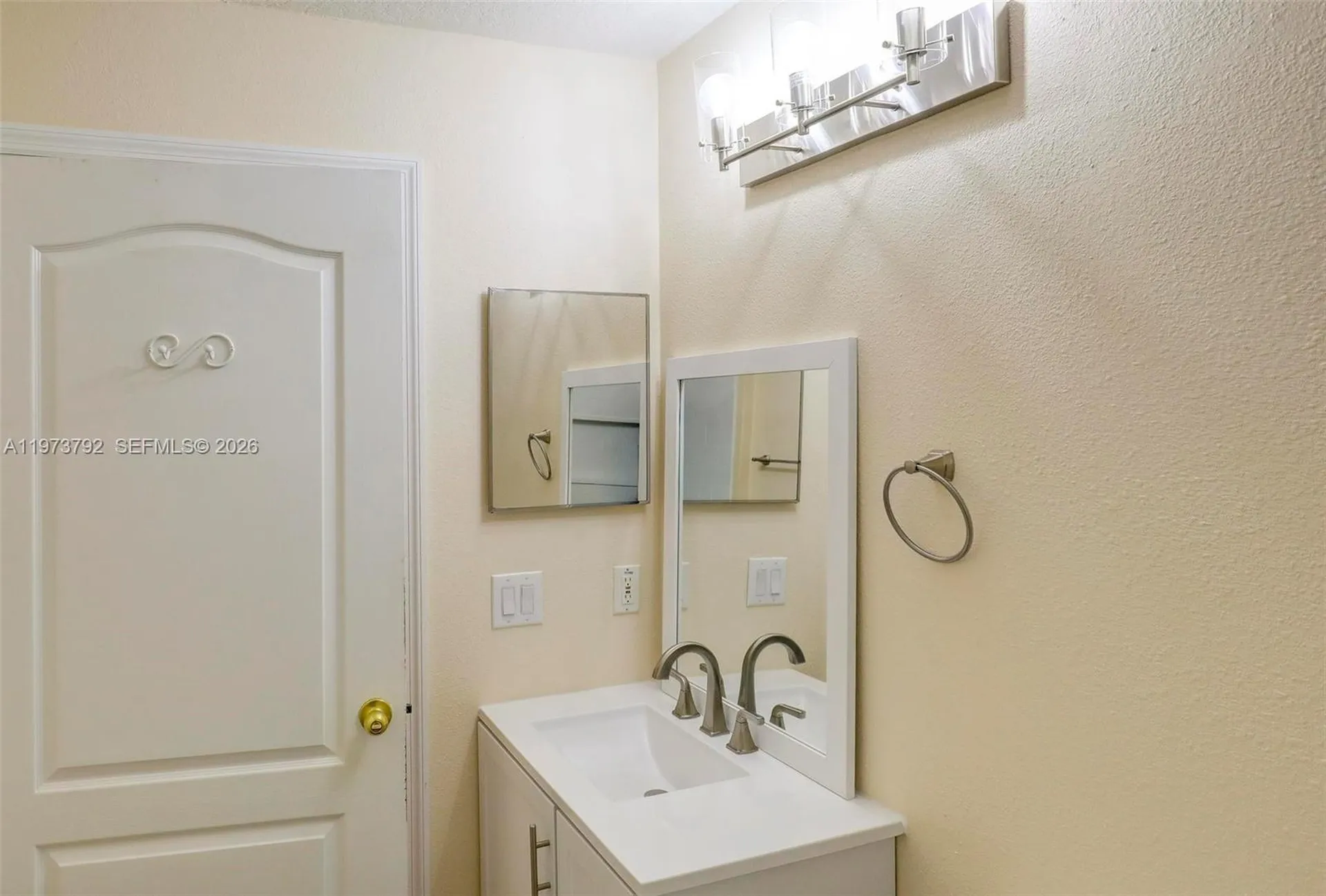 18105 Lembrecht Way Other City - In The State Of Florida FL 33647
