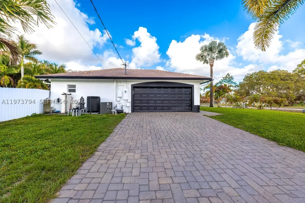 15780 N 75th Lane N Loxahatchee FL 33470
