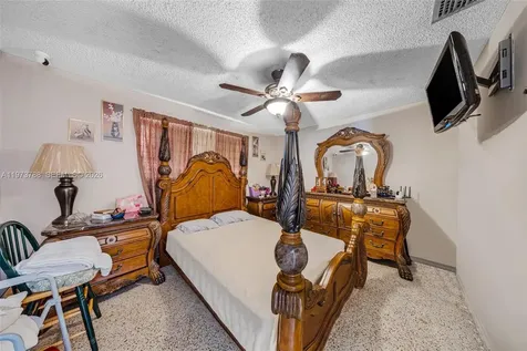 3532 NW 4th Terrace Miami FL 33125