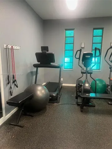 5171 W Oakland Park Boulevard Lauderdale Lakes FL 33313