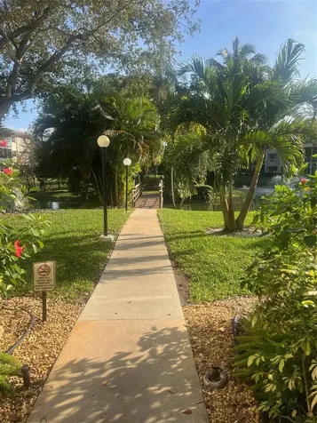 5171 W Oakland Park Boulevard Lauderdale Lakes FL 33313