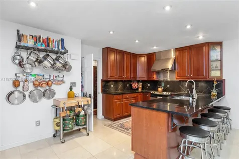 7010 SW 148th Terrace Palmetto Bay FL 33158