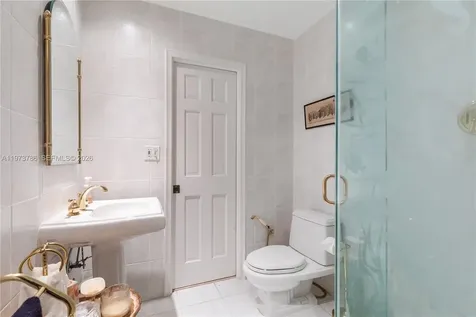 7010 SW 148th Terrace Palmetto Bay FL 33158