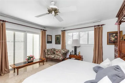 7010 SW 148th Terrace Palmetto Bay FL 33158