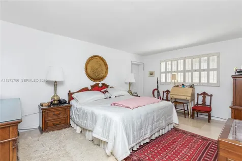 7010 SW 148th Terrace Palmetto Bay FL 33158