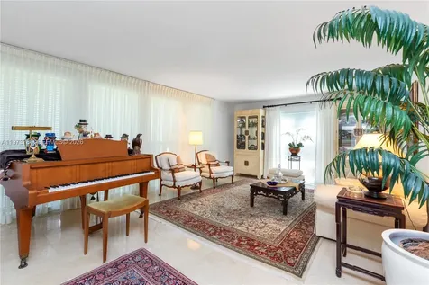 7010 SW 148th Terrace Palmetto Bay FL 33158