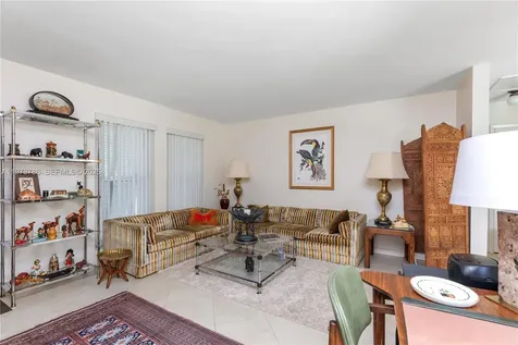 7010 SW 148th Terrace Palmetto Bay FL 33158