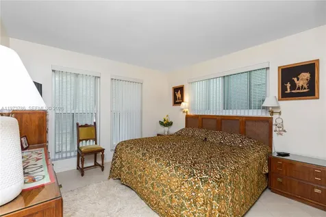 7010 SW 148th Terrace Palmetto Bay FL 33158